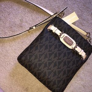 NEW Michael Kors Brown Hamilton Crossbody Bag